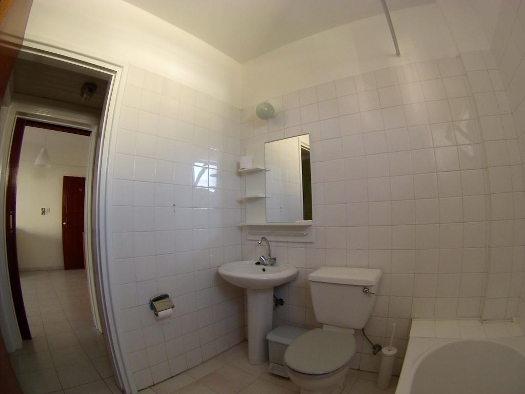 Staycentral Larnaca Bilik gambar