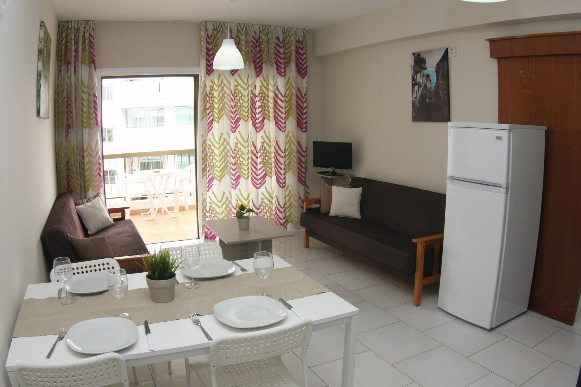 Staycentral Larnaca Luaran gambar