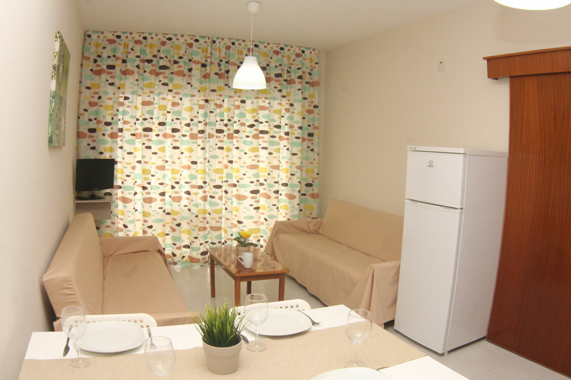 Staycentral Larnaca Luaran gambar