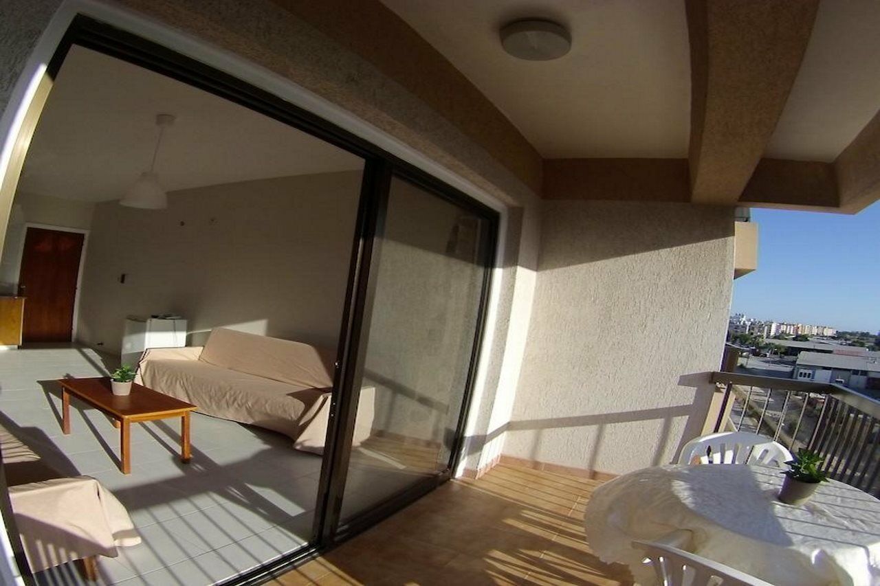 Staycentral Larnaca Luaran gambar